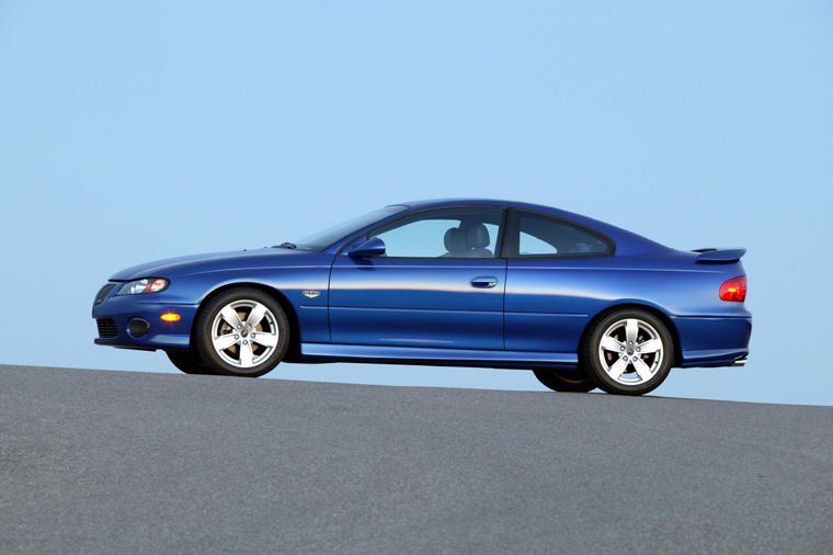 2004 Pontiac GTO Picture